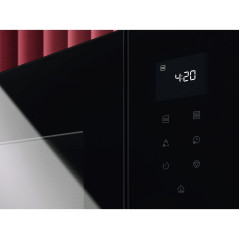 Microondas AEG OS5MG20EB, 20L, Integr., 800w, Gril